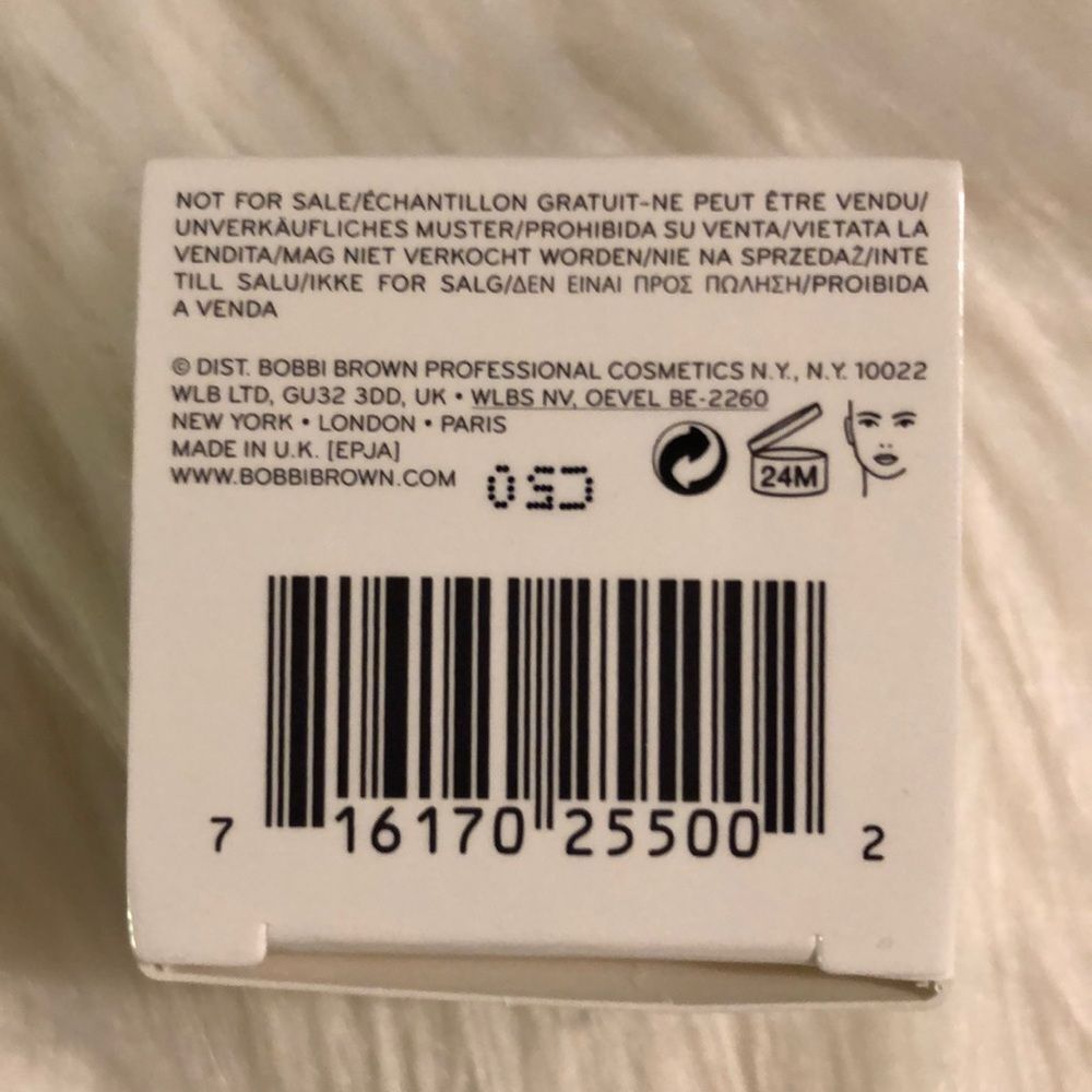 Bobbi Brown Cosmetics Vitamin Enriched Face Base .24 Fl Oz New in Box - Picture 9 of 10